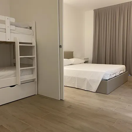 Luxury_apartment_baia_blanca Pool & Free Parking לידו די ג'סולו