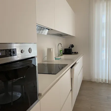 Luxury_apartment_baia_blanca Pool & Free Parking דירה לידו די ג'סולו